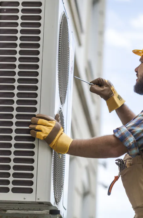 hvac contractor repairing an air conditioner seminole fl